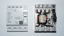 Siemens I=40A ΔI=30mA RCD.JPG